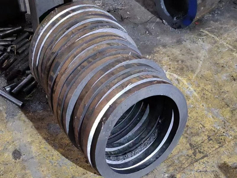 南阳30CrMo无缝钢管切割
